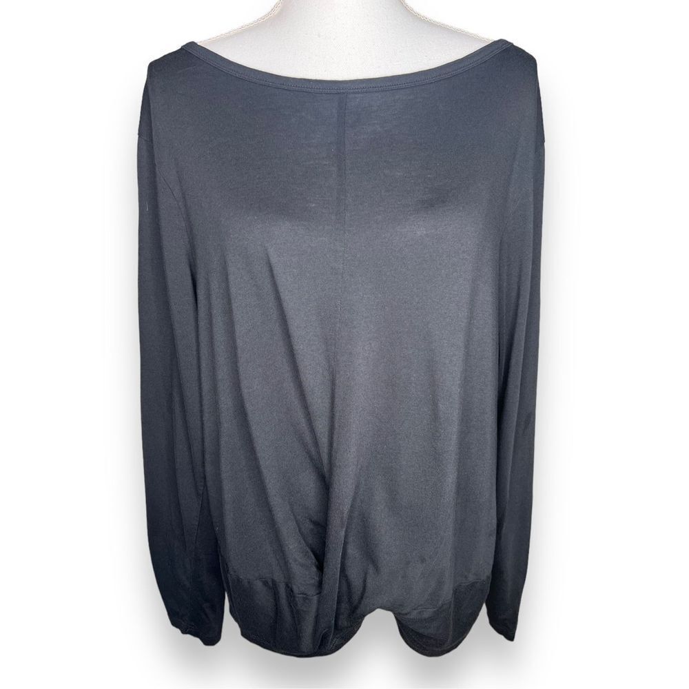 Torrid Active Women's Plus Size 2 2X Black Twist
Hem long sleeve top Shirt